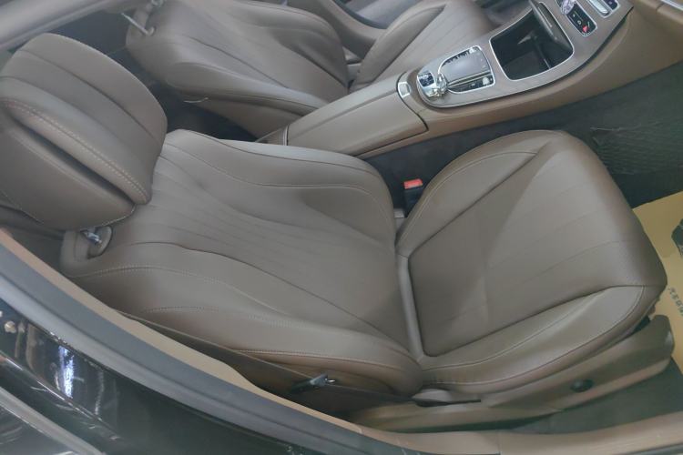 Used Mercedes-Benz E-Class 2020 E 300 L Stylish Model Right Front Seat