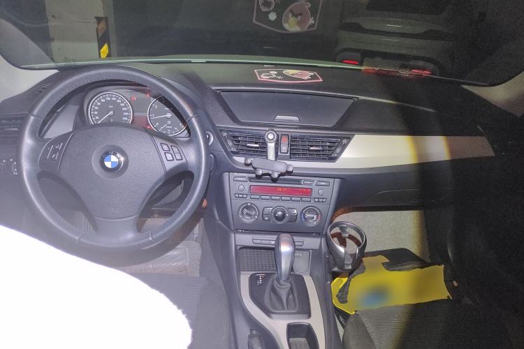 Used BMW X1 2012 sDrive18i Fashion Model Center Console