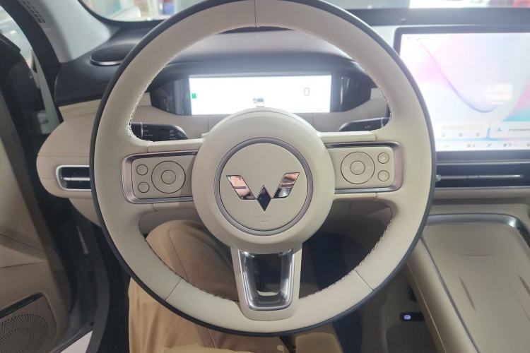 Used Wuling Bingo S 2025 Model 325km Deluxe Edition