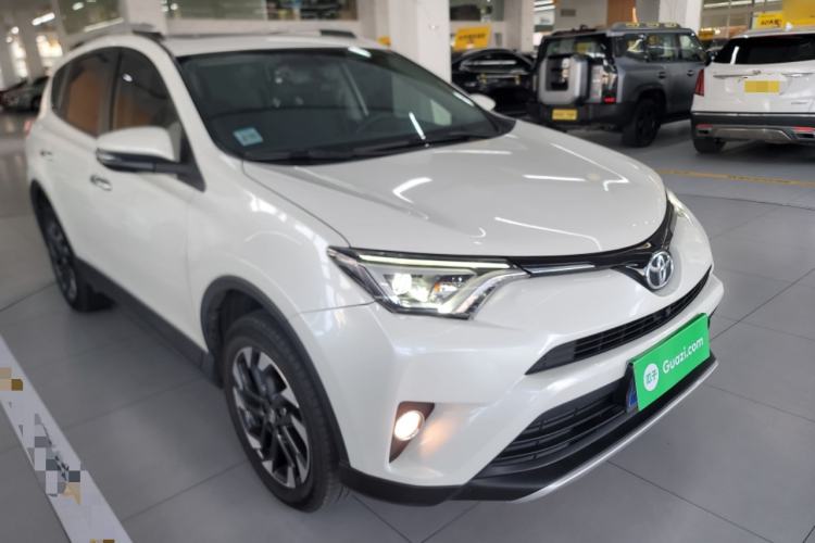 Used Toyota RAV4 2016 2.5L Automatic 4x4 Elite Edition