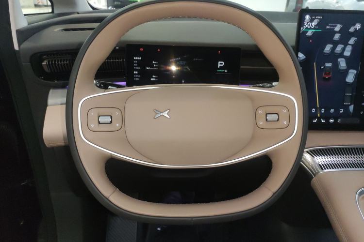 Used XPeng X9 2025 740 Ultra-Long Range Max
