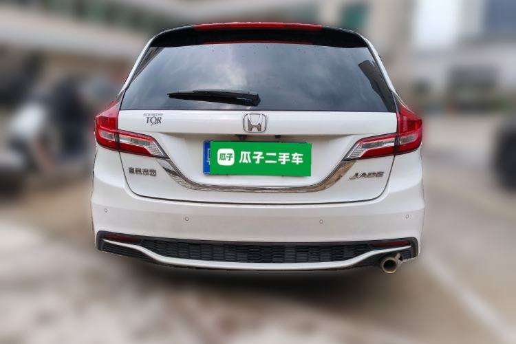 Used Honda Jade 2017 1.8L automatic Comfort version 5 seats
