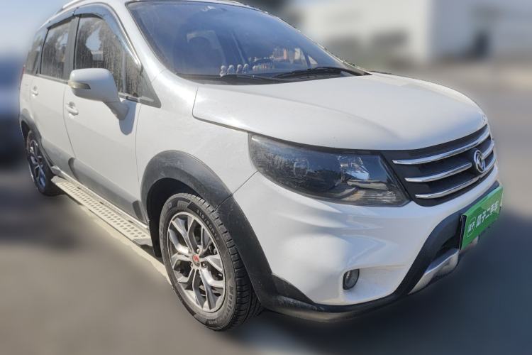 Used FORTHING Joyear X5 2015 1.6L Manual Luxury Model Front Right 45 Deg