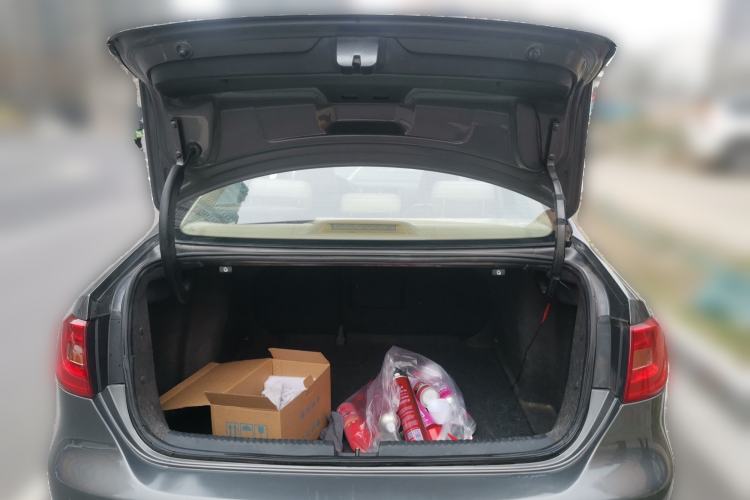 Used Volkswagen Sagitar 2012 1.4TSI Manual Luxury Model
