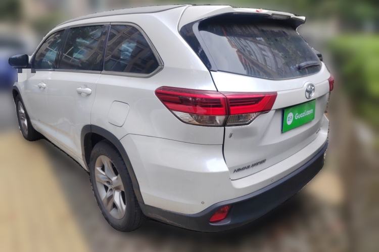 Used Toyota Highlander 2018 2.0T Four-Wheel Drive Luxury Version 7 Seats China VI Standard