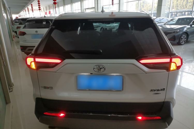 Used Toyota RAV4 2021 2.0L CVT 4x4 Style PLUS Edition
