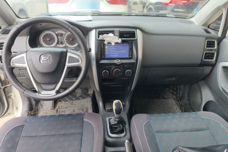 Used Suzuki Liana A6 2014 Hatchback 1.4L Manual Happiness Edition Center Console