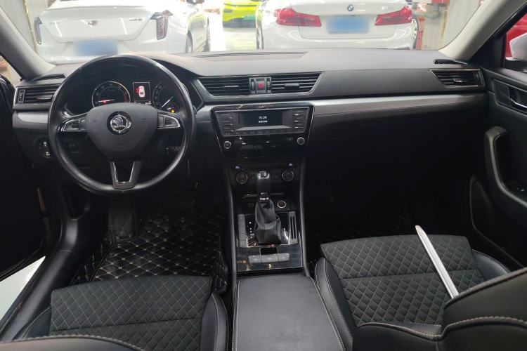 Used Skoda Superb 2016 TSI330 DSG Innovation Edition
