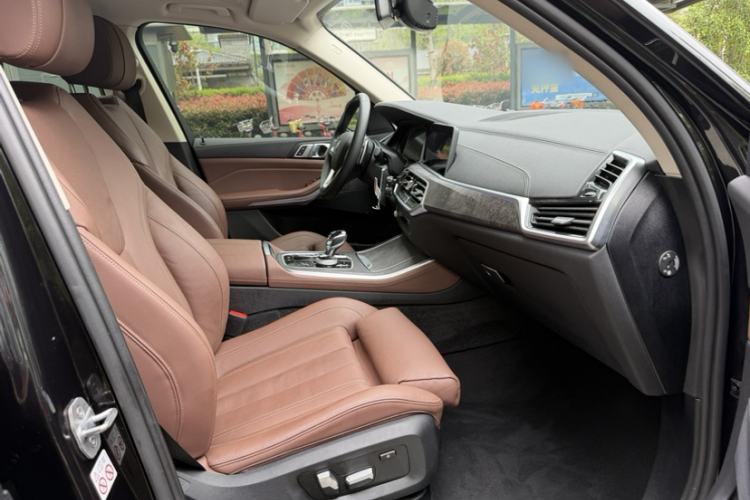 Used BMW X5 2019 xDrive30i X Design Package Interior 5