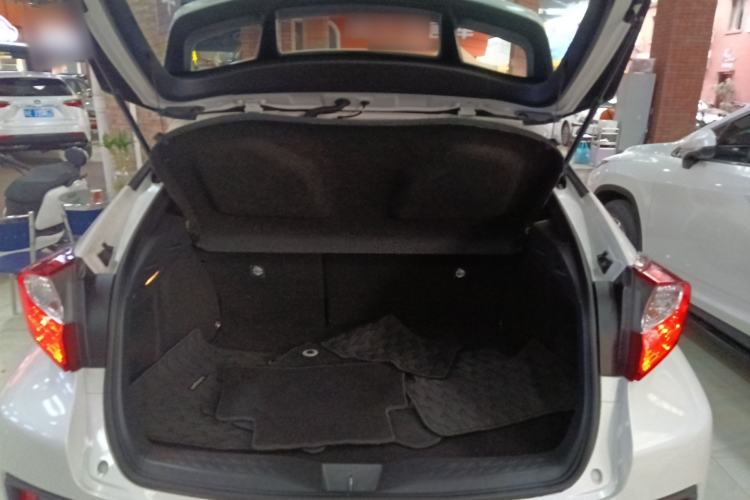 Used Toyota IZOA 2020 2.0L Yi Xiang CARE
