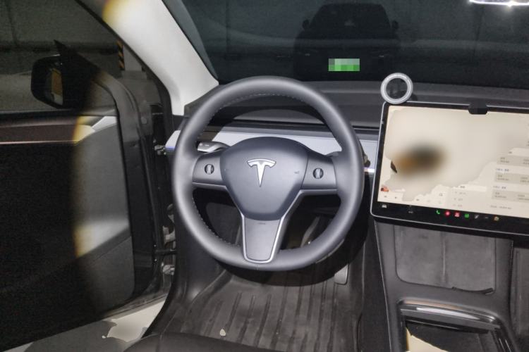 Used Tesla Model Y 2024 Rear-Wheel-Drive Version