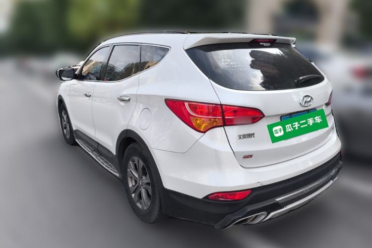 Used Hyundai Santa Fe 2015 2.4L Automatic All-Wheel Drive Smart Version 5 Seats
