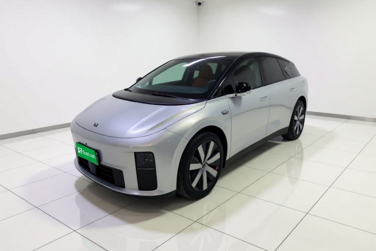 Used Li Auto i6 2025 Model Four-Wheel-Drive Standard Type