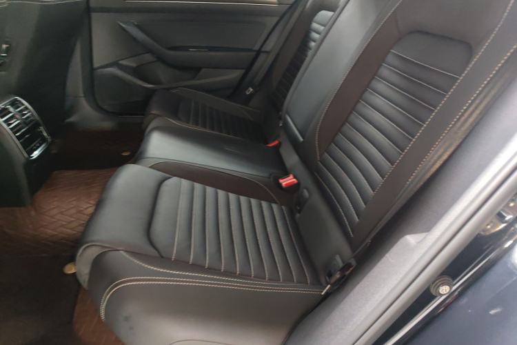 Used Volkswagen Magotan 2020 330TSI DSG Leading Model Left Rear Seat