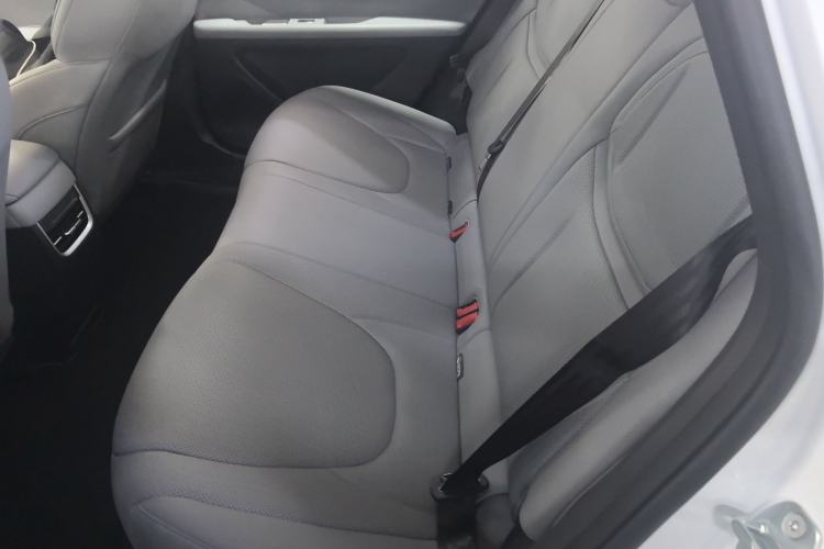 Used XPeng MONA M03 2025 600 with Ultra-Long Range Max Left Rear Seat
