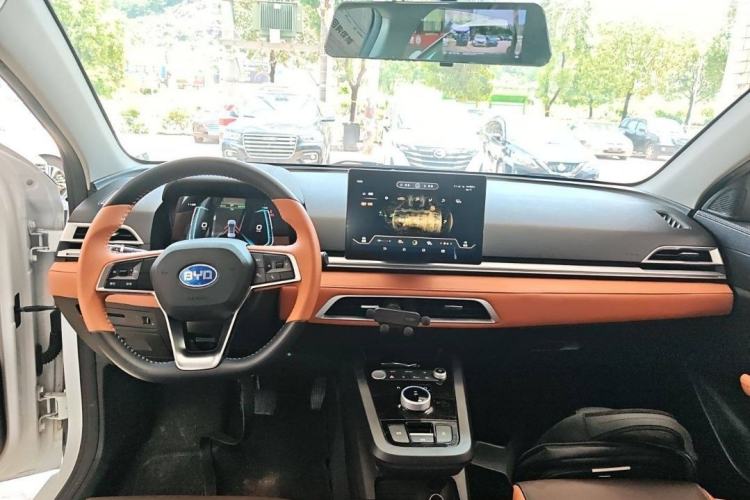 Used BYD e2 2021 Luxury Model Interior 1
