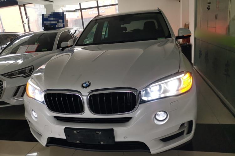 Used BMW X5 2014 xDrive35i Leading Model Front