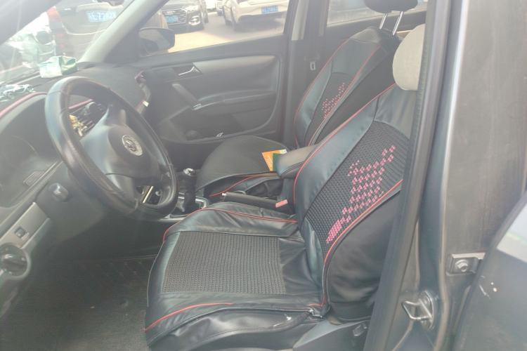 Used Volkswagen Lavida 2013 1.4TSI Manual Comfort Edition Left Front Seat