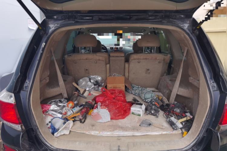 Used Toyota Highlander 2012 2.7L Two-Wheel Drive 7-Seater Elite Edition Trunk