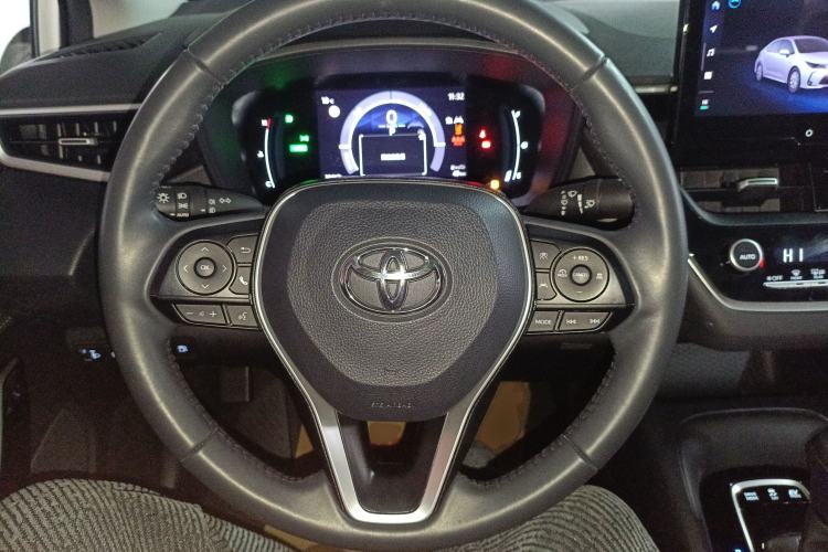 Used Toyota Corolla 2024 1.8L Smart Electric Hybrid Dual-Engine Elite Edition
