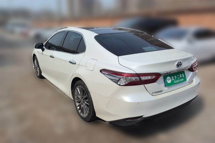 Used Toyota Camry 2019 Dual-Engine 2.5 HG Luxury Edition China VI Standard
