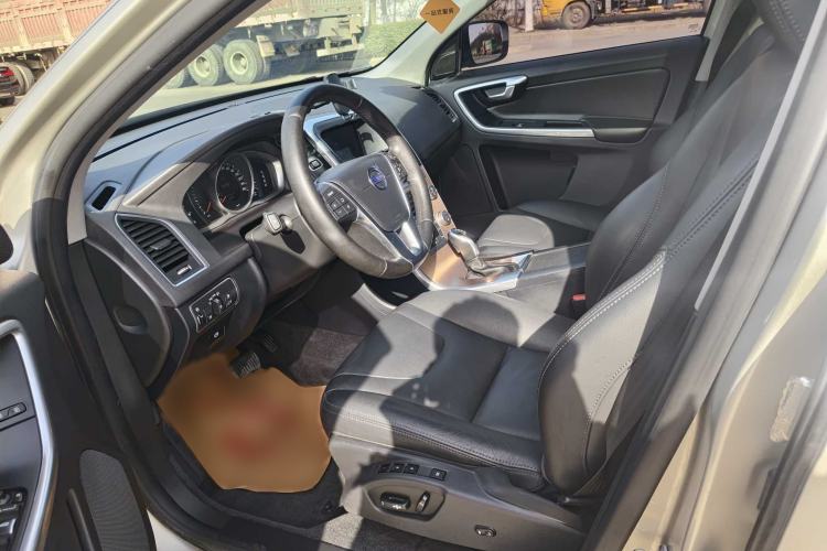 Used Volvo XC60 2017 T5 Smart Upgrade Edition