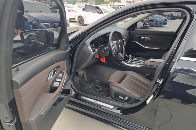 Used BMW 3 Series 2021 Restyled 325Li M Sport Package
