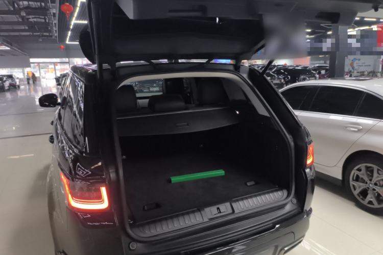 Used Land Rover Range Rover Sport 2020 3.0 L6 HSE DYNAMIC
