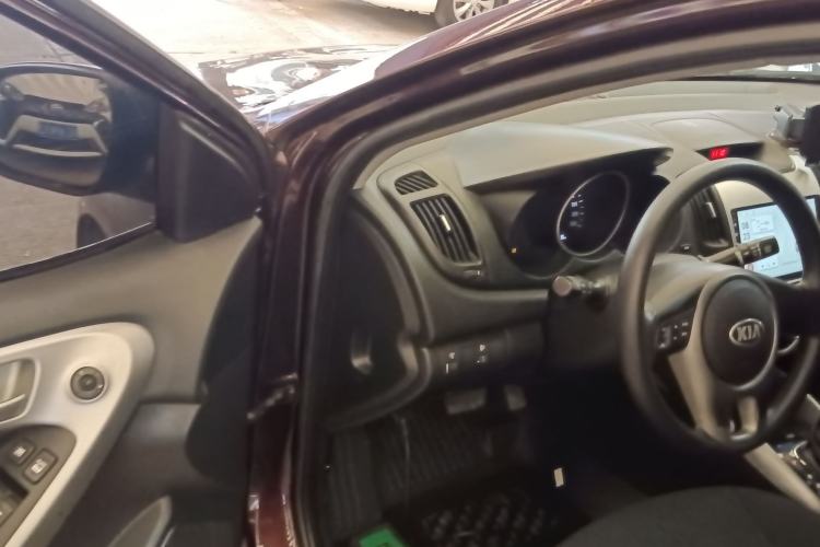 Used Kia Forte 2014 1.6L AT GL
