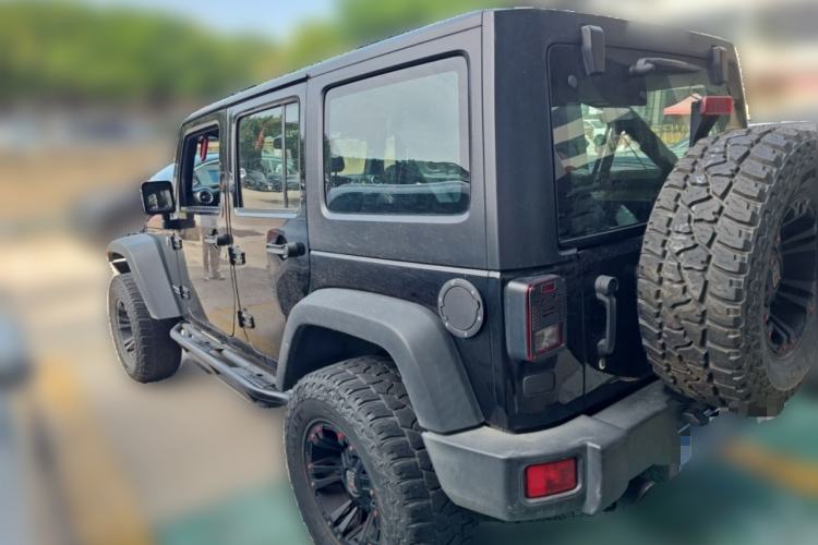 Used Jeep Wrangler 2015 3.6L Rubicon Four-Door Edition Rear Left 45 Deg