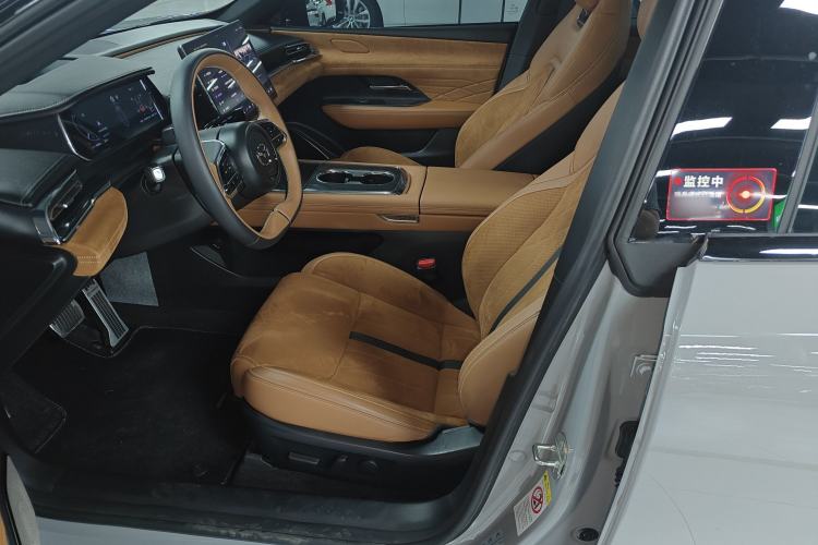 Used Mazda EZ-6 2024 Range-Extended 200 Luxury Edition Left Front Seat