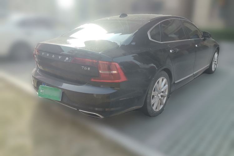 Used Volvo S90 2020 T4 SmartDrive Luxury Edition Rear Right 45 Deg