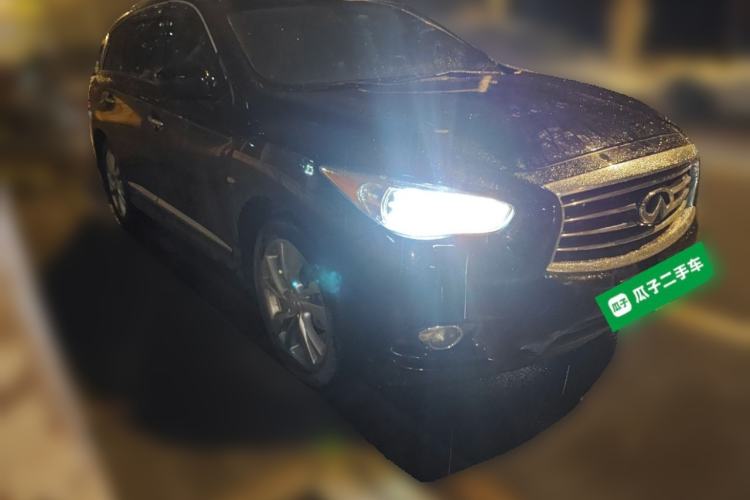 Used Infiniti JX 2013 JX35 4x4 All-Terrain Edition Front Right 45 Deg