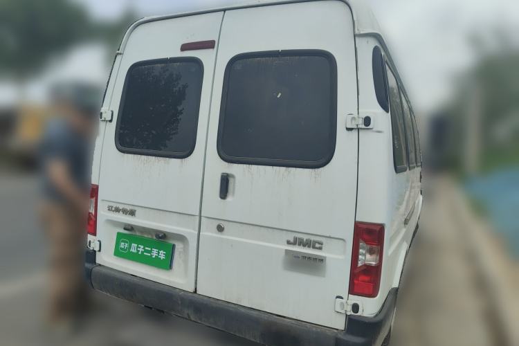 Used JMC Transit 2019 2.8T Commercial Version Long Wheelbase Mid-Roof 6-Seater Rear Single Tire China VI Emission Standard – JX493 Rear Right 45 Deg