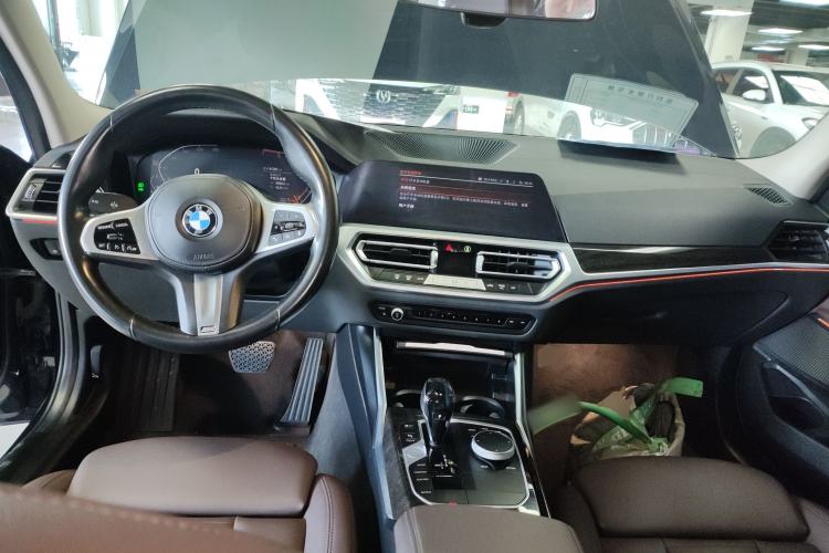 Used BMW 3 Series 2021 Second Facelift 325Li M Sport Package
