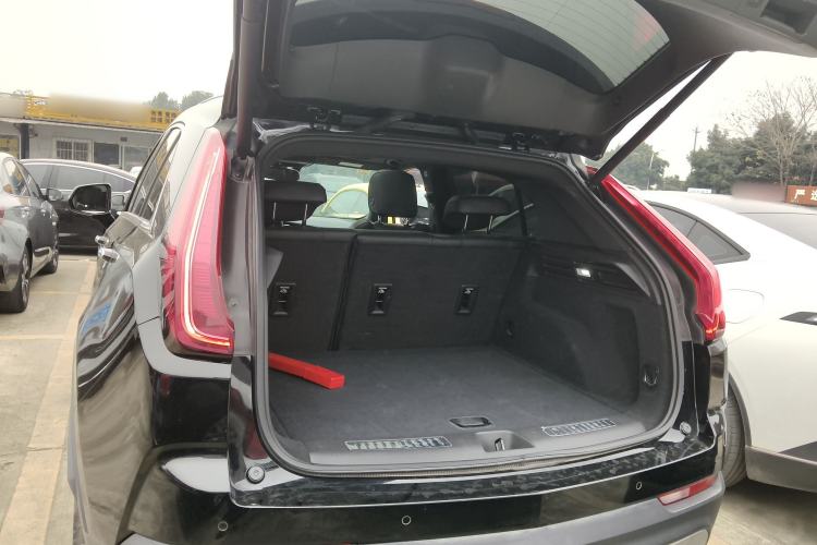 Used Cadillac XT4 2021 28T Two-Wheel Drive Luxury Version
