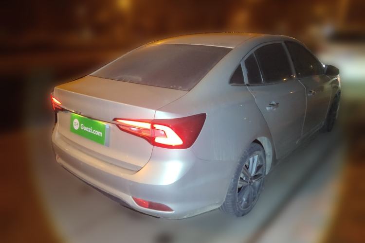Used Roewe i5 2019 20T Automatic 4G Connected Supercharged Flagship Edition
