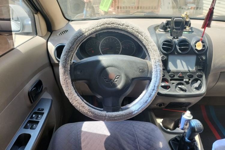 Used Wuling Hongguang 2010 1.4L Standard Version Steering Wheel