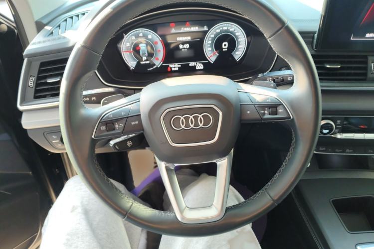 Used Audi Q5L 2022 40T Fashionable and Elegant Model
