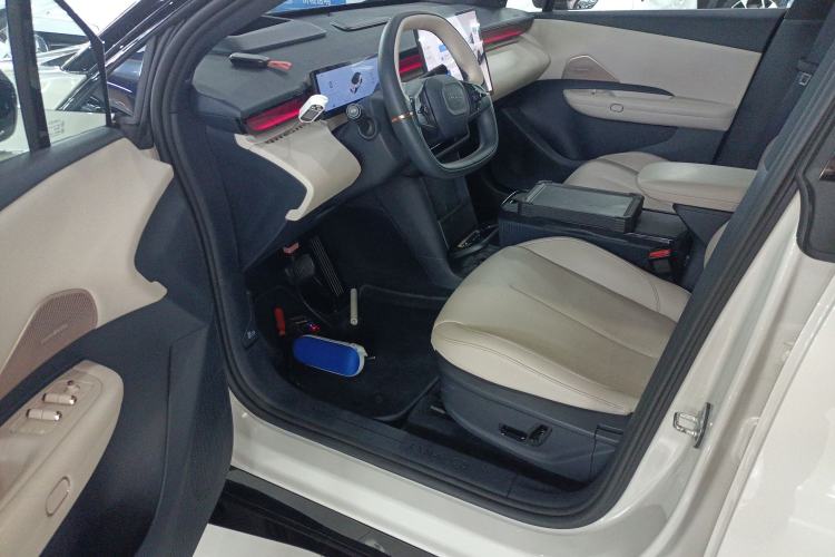 Used Lynk & Co Z20 2025 530 km Range Rear-Wheel Drive Max
