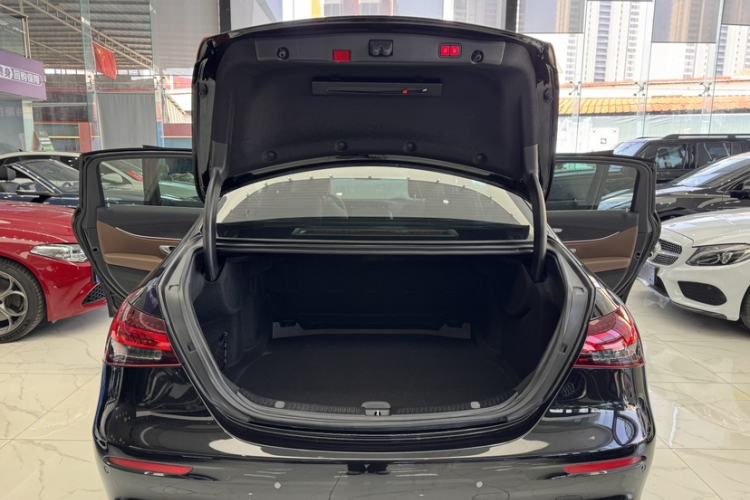 Used Mercedes-Benz E-Class 2021 Restyled E 300 L Sporty and Stylish Edition