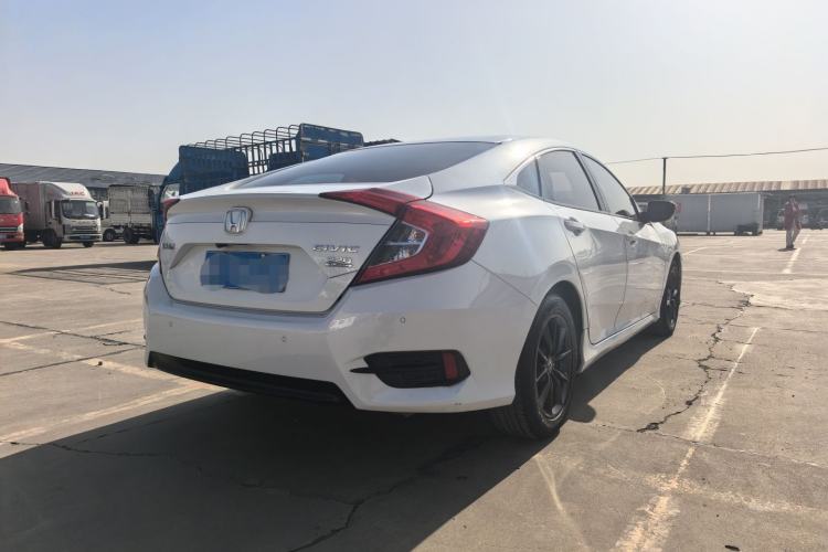 Used Honda Civic 2016 220TURBO CVT Luxury Edition
