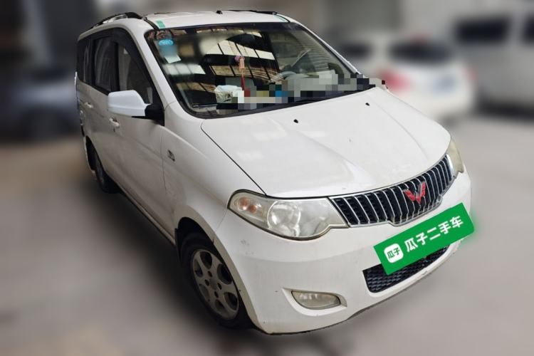 Used Wuling Hongguang 2014 1.2L Standard Model China IV Front Right 45 Deg
