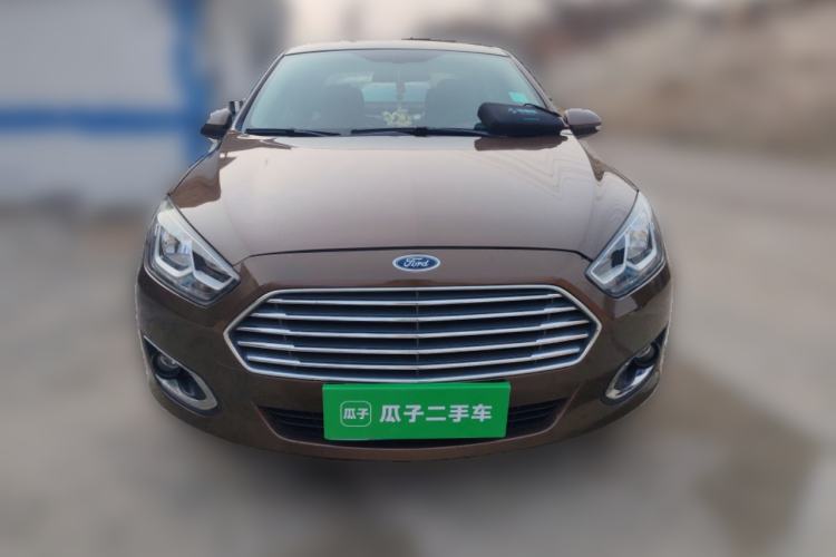 Used Ford Escort 2015 1.5L Automatic Comfort Edition
