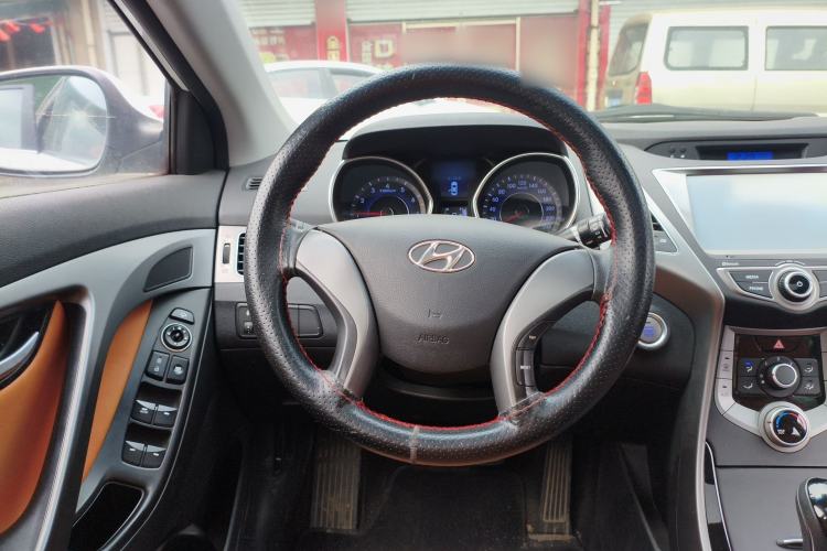 Used Hyundai Elantra (5th Generation / Langdong) 2015 1.6L Automatic Leading Model Steering Wheel