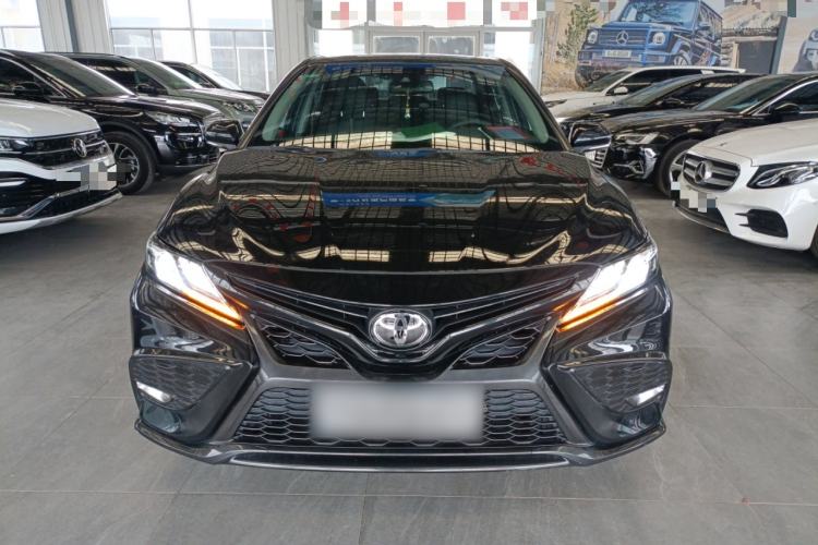 Used Toyota Camry 2022 2.5S Knight Edition
