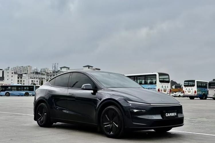 Used Tesla Model Y 2025 Rear-Wheel-Drive Version
