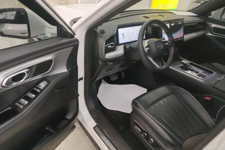 Used GAC Trumpchi GS8 2024 Linghang Series 2.0 TGDI Two-Wheel Drive Luxury Smart Connectivity Version Driver Seat