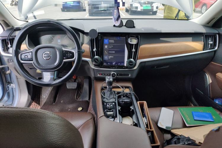 Used Volvo S90 2020 T5 Zhiyi Luxury Edition Center Console