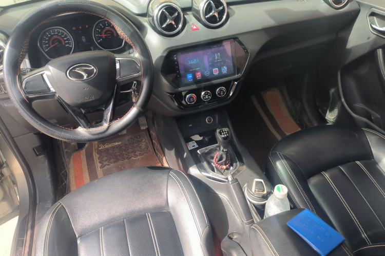 Used Soueast DX3 2019 1.5L Manual Luxury Version China V Standard